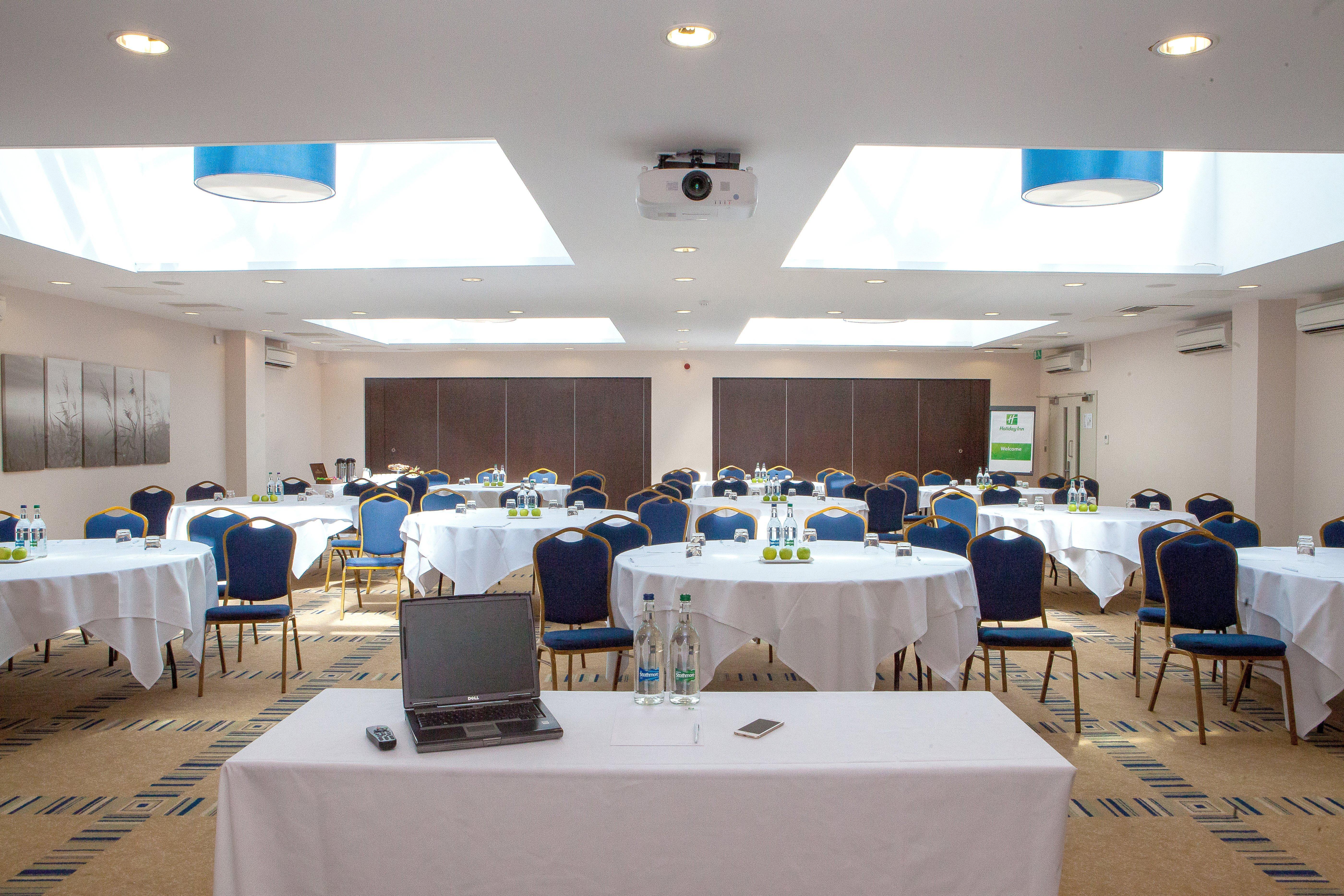 London Gatwick - Worth By Ihg 4*