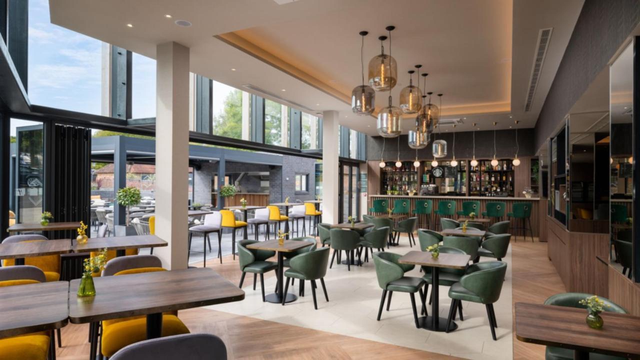 Hotel London Gatwick - Worth By Ihg