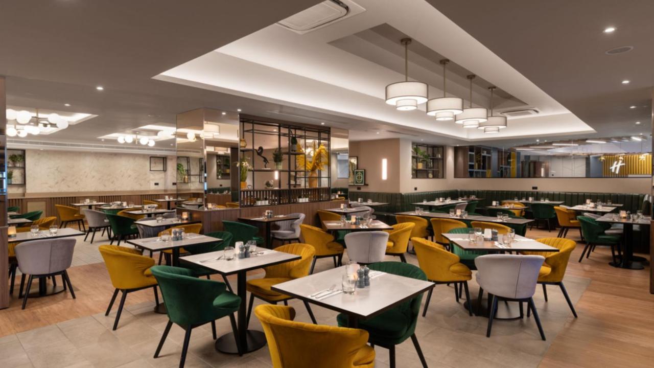 London Gatwick - Worth By Ihg Hotel