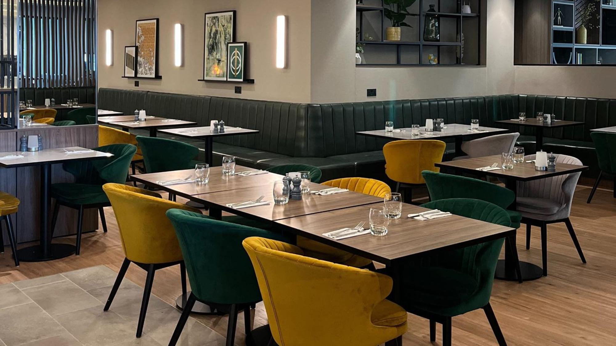 London Gatwick - Worth By Ihg Hotel