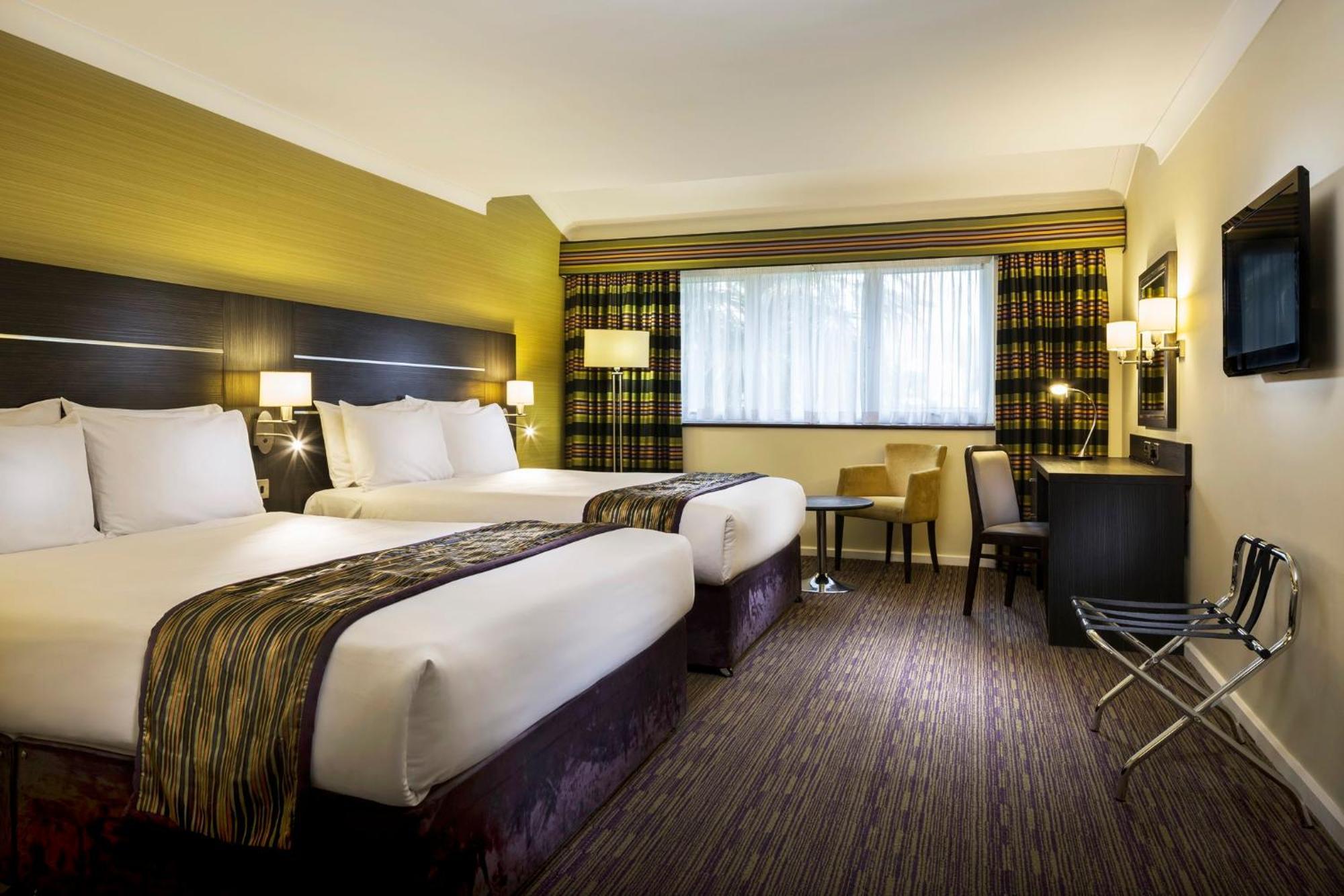 London Gatwick - Worth By Ihg 4*